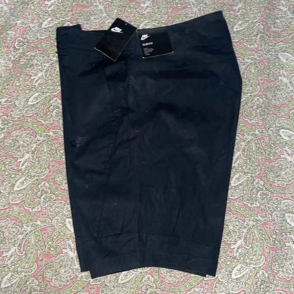 Nike Other - BNWT Nike slim fit, black, we/dry “hybrid” style shorts size 34 in men’s sizes.